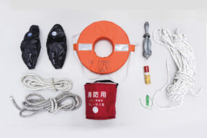 法定備品一式(救命胴衣別途)